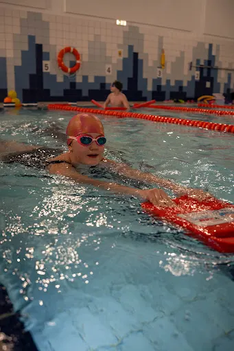 Nauka Pływania Dla Dzieci Dąbrowa Górnicza | Fast Swim